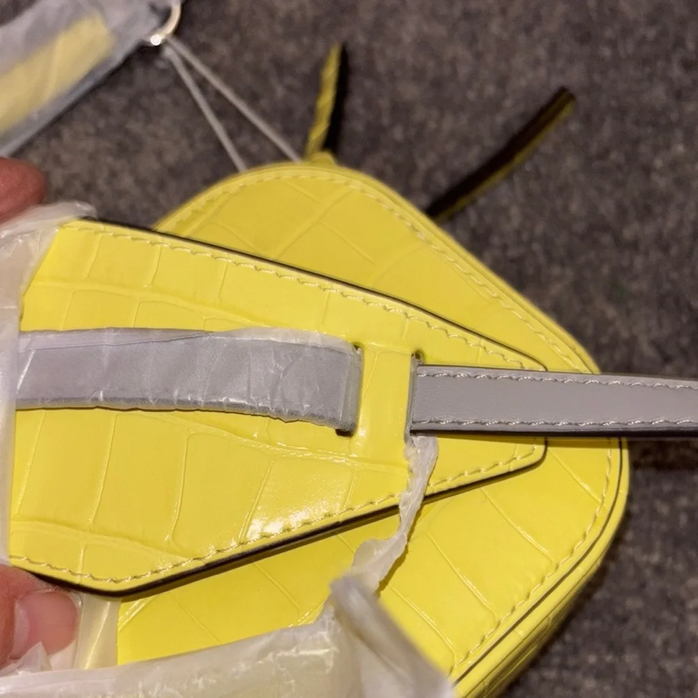 Tory Burch Yellow Crossbody Camera Bag with Gold Hardware - Picture 6 of 7